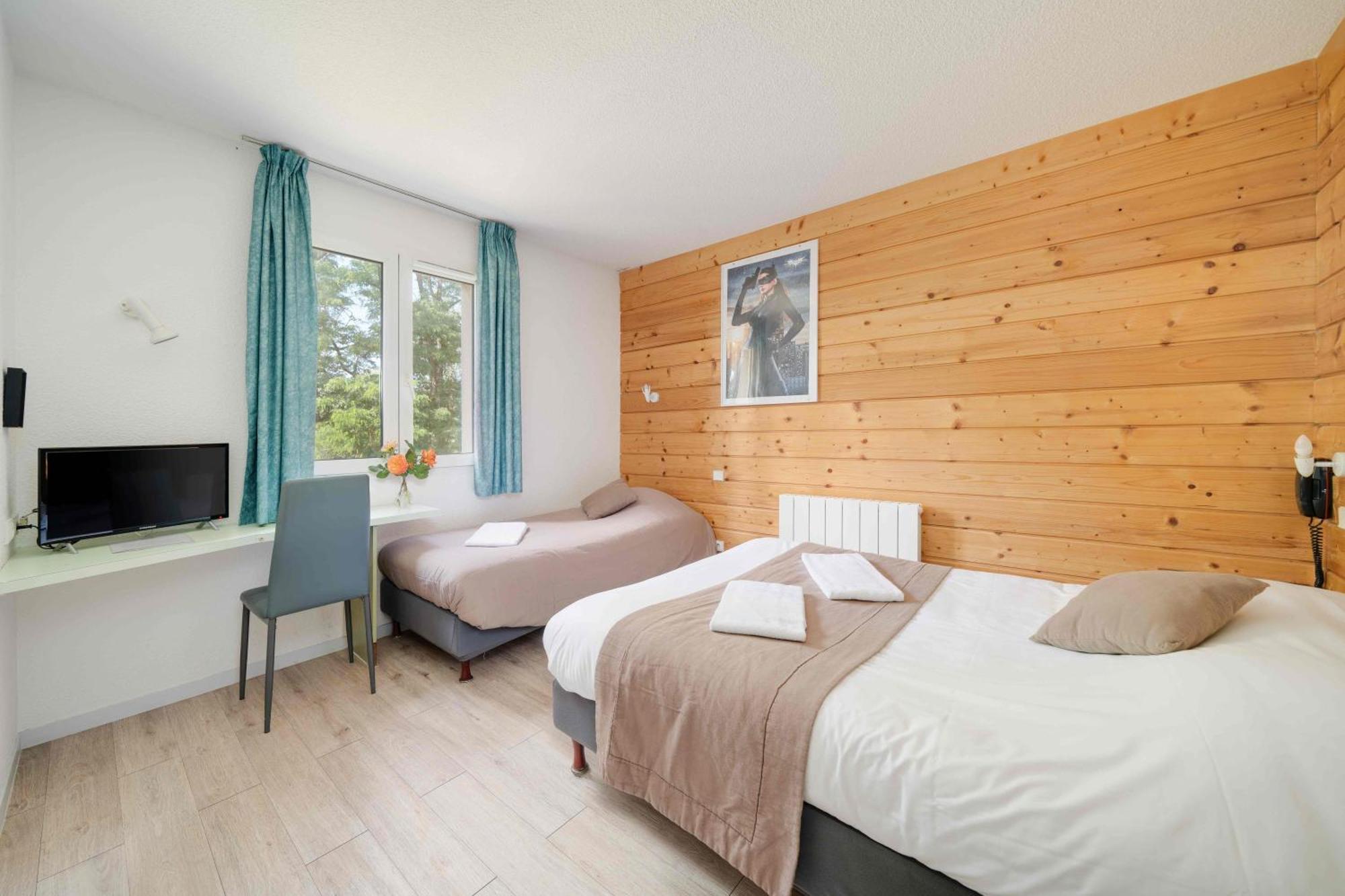 Hotel Acacia Nancy Sud Luneville Moncel-les-Luneville Bagian luar foto