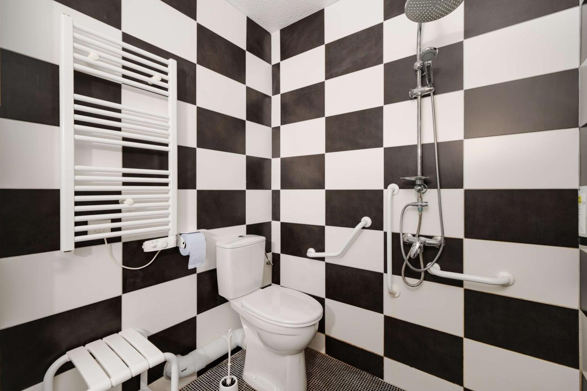 Hotel Acacia Nancy Sud Luneville Moncel-les-Luneville Bagian luar foto