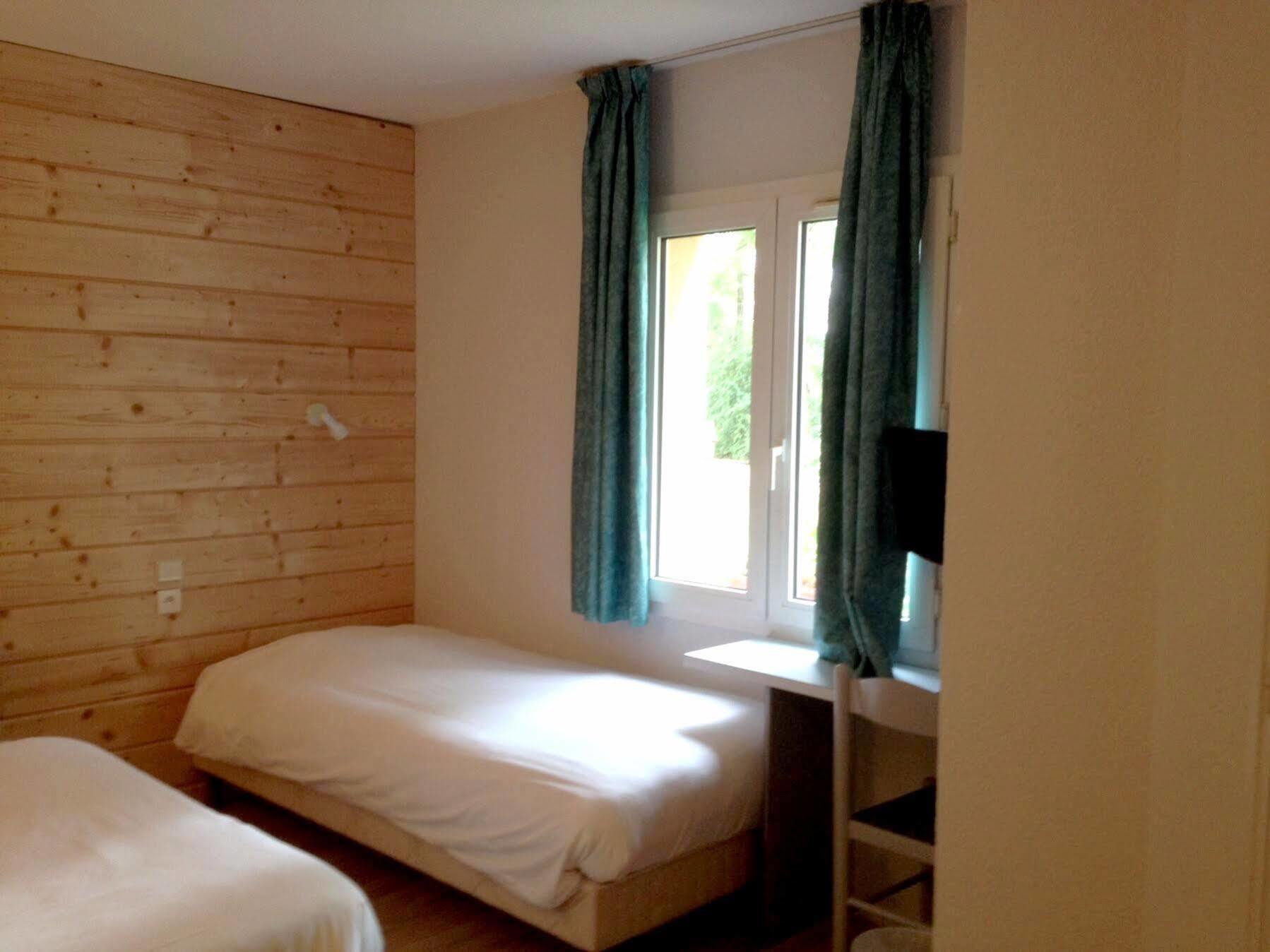 Hotel Acacia Nancy Sud Luneville Moncel-les-Luneville Bagian luar foto