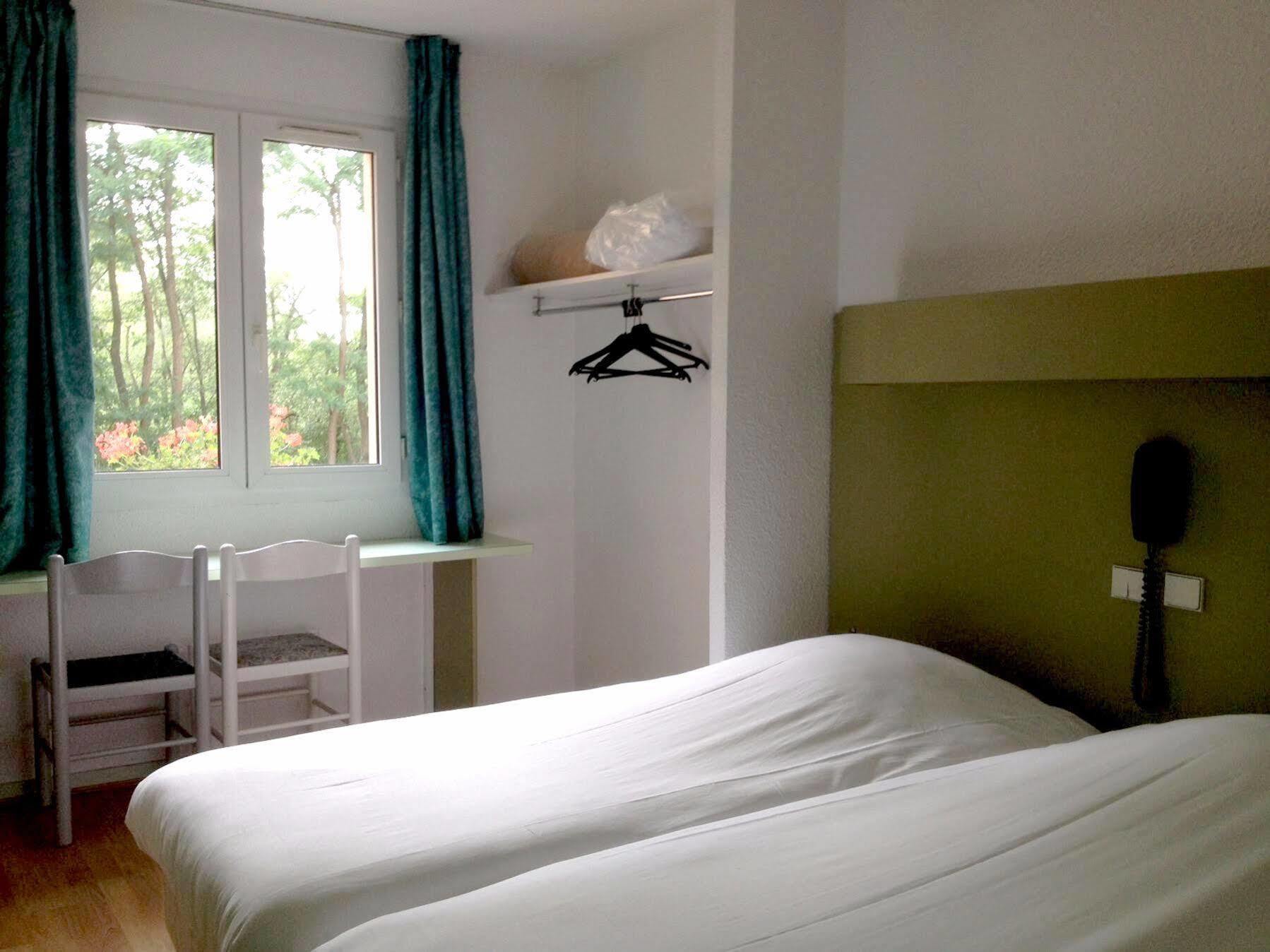Hotel Acacia Nancy Sud Luneville Moncel-les-Luneville Bagian luar foto